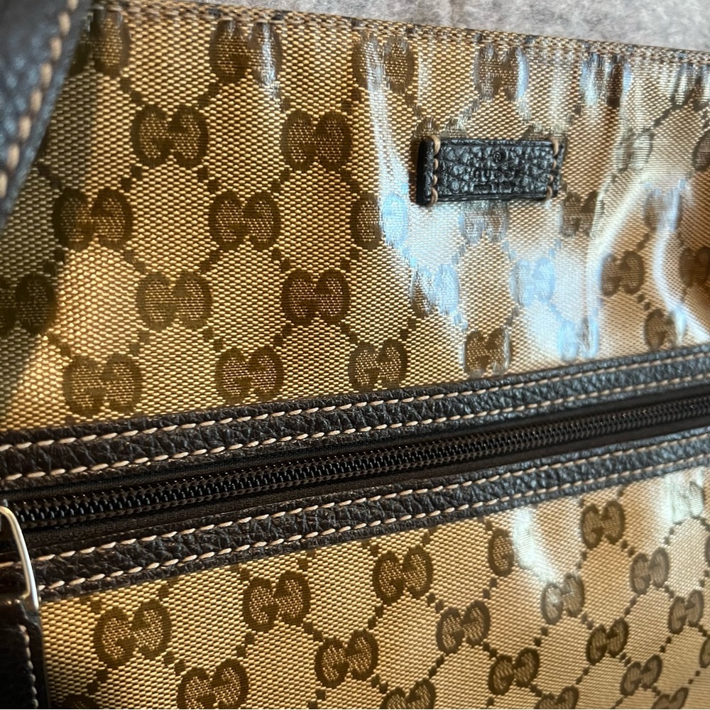 Gucci GG Coated Messenger / Body Bag